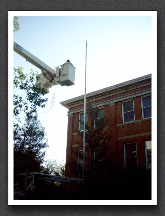 Flag_Installing.4_6_26_06