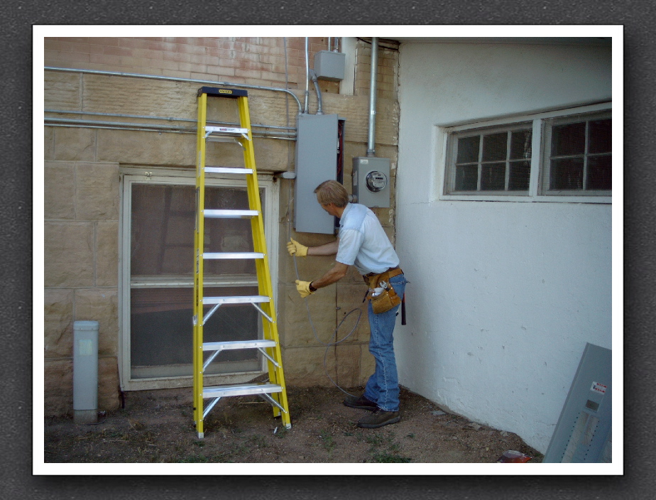 Michael wiring security light